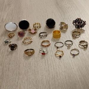 23pc Gold and Silver Women's Ring Lot